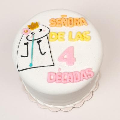 Torta temática flork o torta bento de cumpleaños señora de las 4 décadas